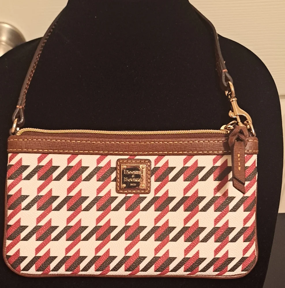 Dooney & Bourke Red and White Houndstooth Wristlet Good preloved condition.